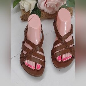 Bass Women's Brown Strappy Sandals